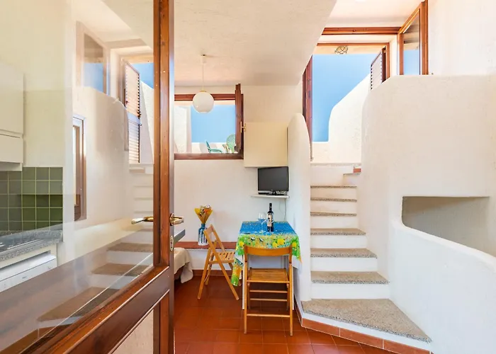 Baia Santa Reparata Apartment *
