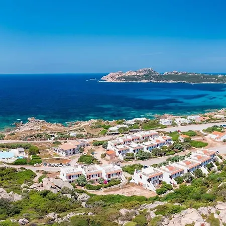 Baia Santa Reparata Lägenhet *