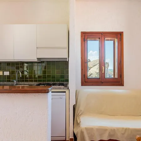 Baia Santa Reparata Apartment *