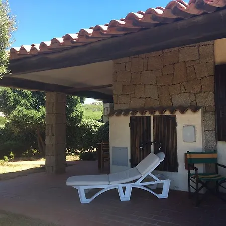 公寓 Baia Santa Reparata 圣特雷莎加卢拉