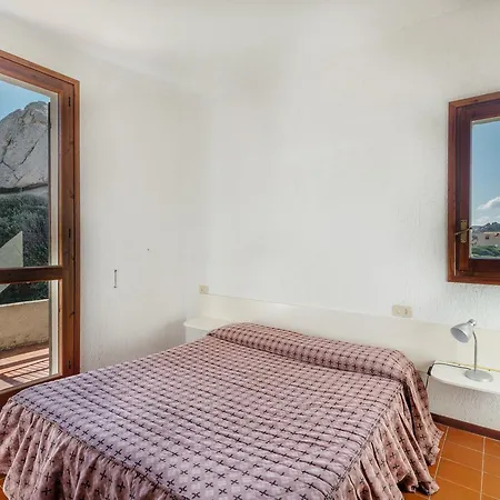 Διαμέρισμα Baia Santa Reparata